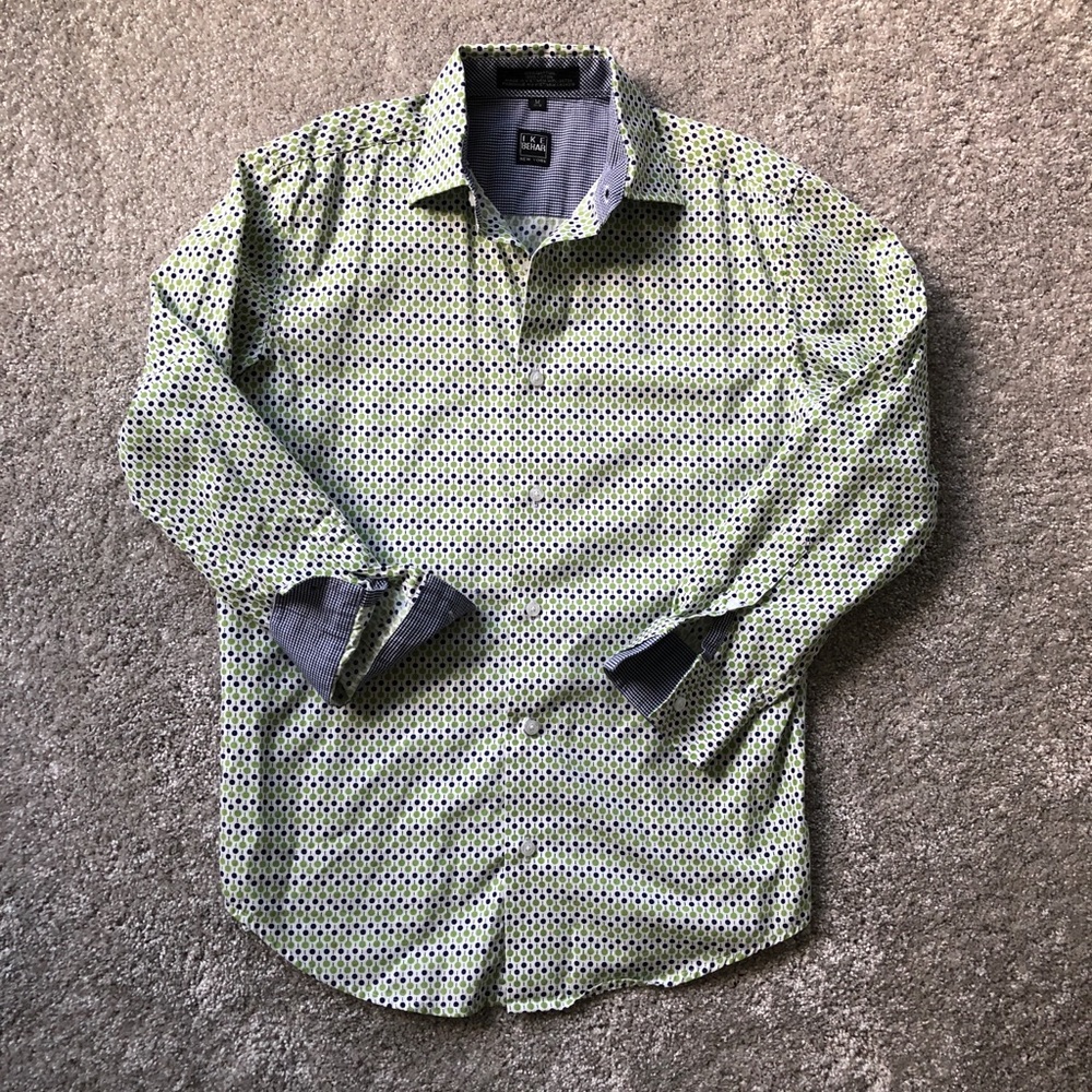 Ike Behar shirt like new!